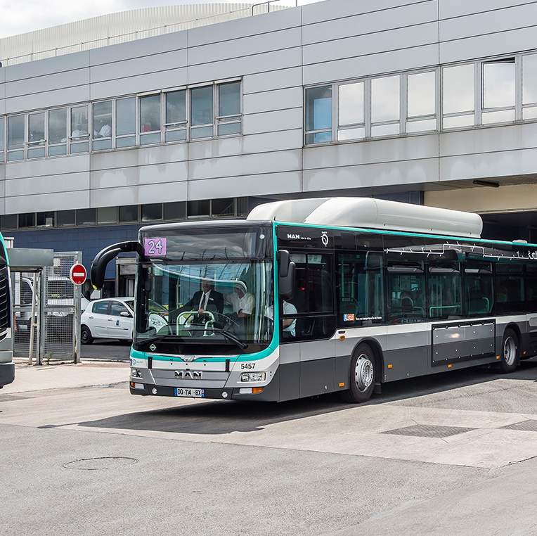 RATP Real Estate  Transformation du parc de bus de la RATP : Bus 2025